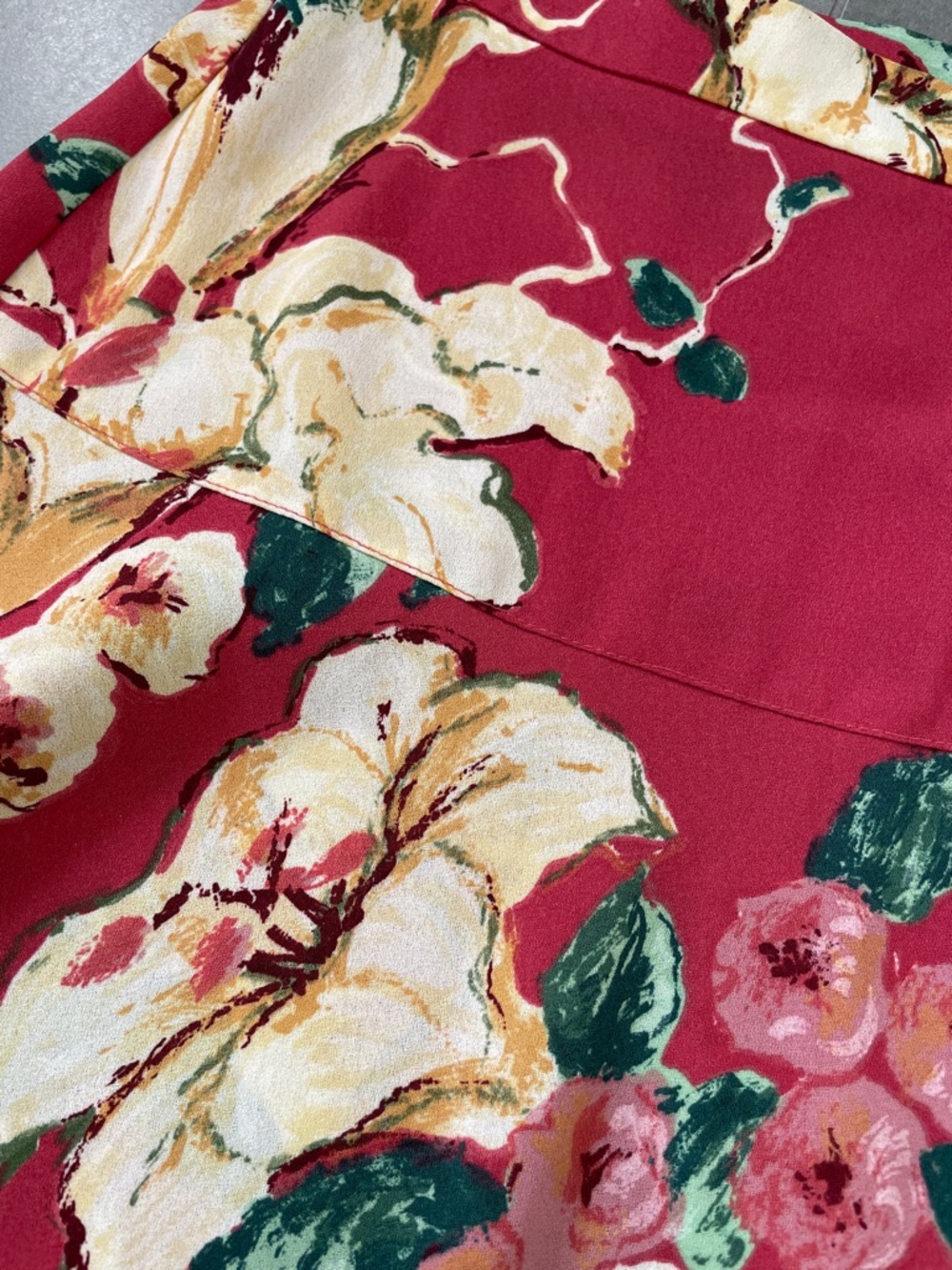Kenzo Red Floral Circle Skirt with Cream & Green Accents - Picture 3 of 6